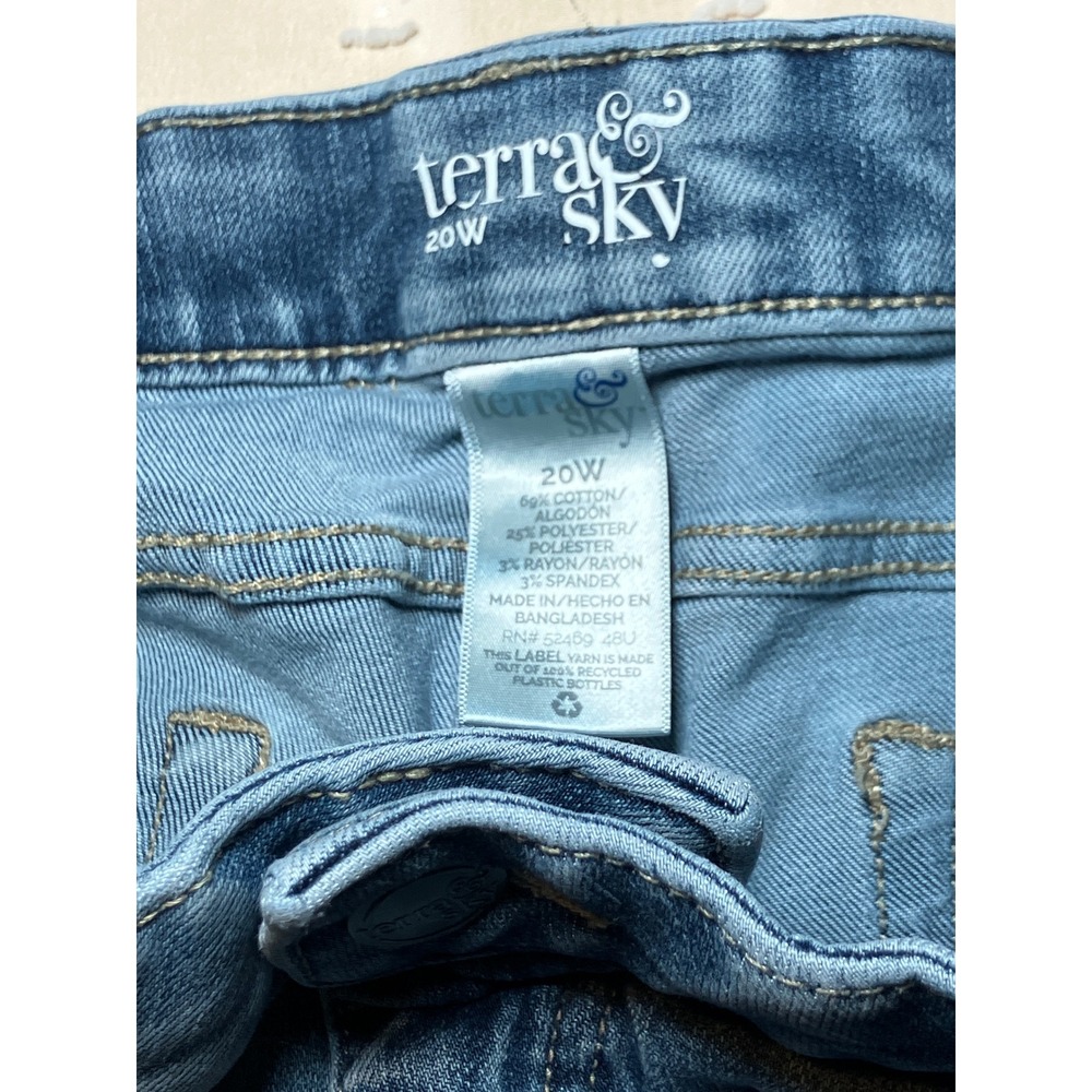 Terra & Sky Denim Shorts Women's 20W Blue  Raw Hem Stretch Plus Size - Picture 8 of 8